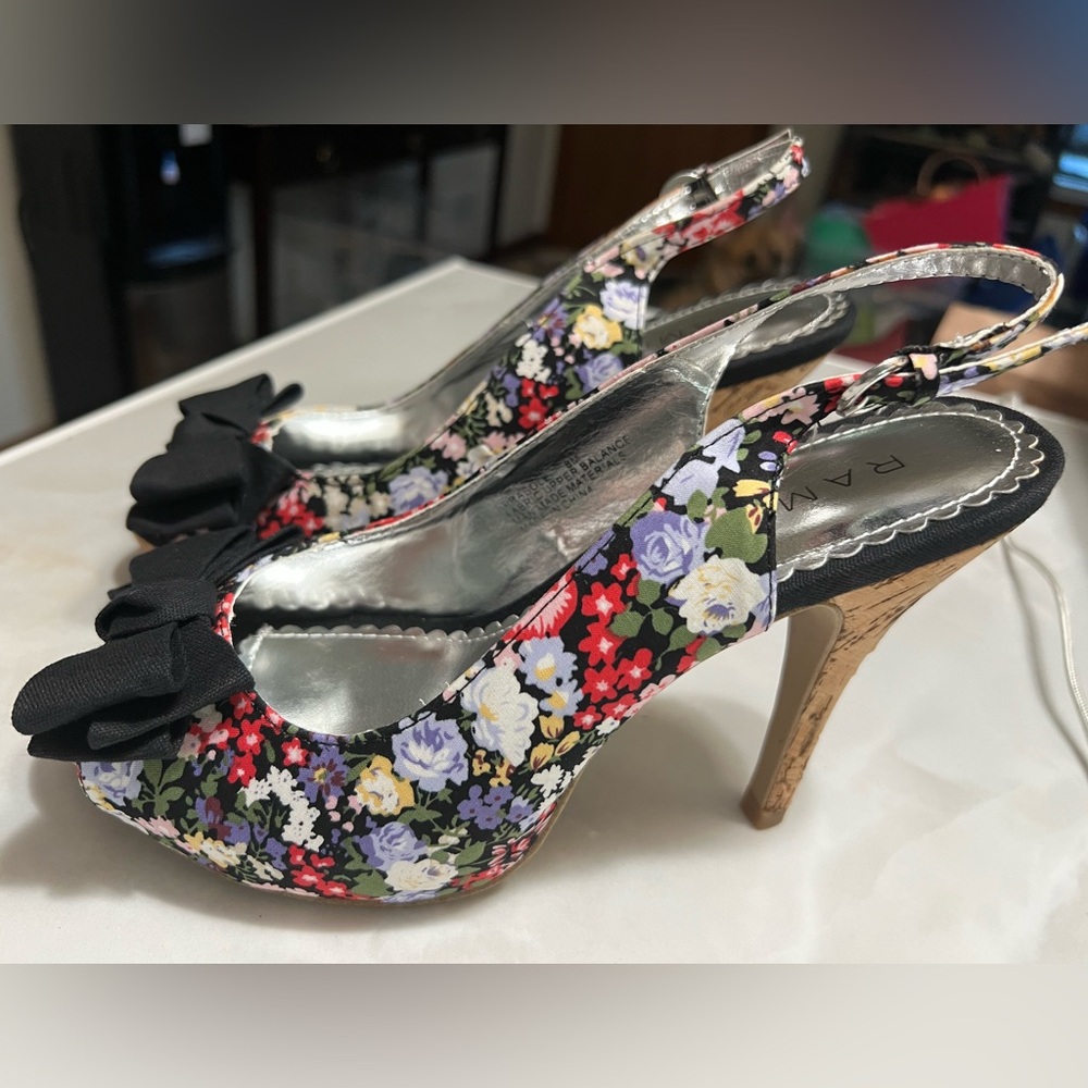 Brand new! Rampage Girasole Floral Peeptoe with Cork Heels